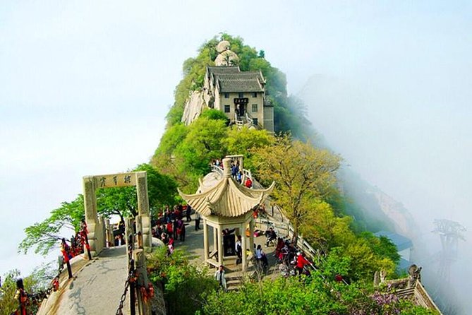 Private Day Tour of Mt. Huashan With Round-Trip Cable Car From Xian