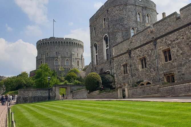 Private Driver Guided Tours Windsor Castle Stonehenge