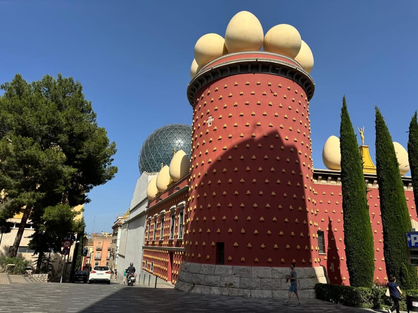 Private From Barcelona: Dalis Museum & Birthplace Tour