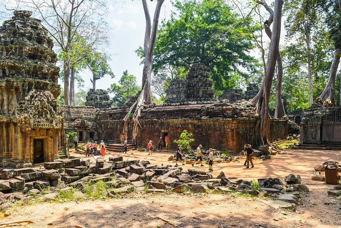 Private Full-Day Angkor Temple and Sunset Viewing With Lunch