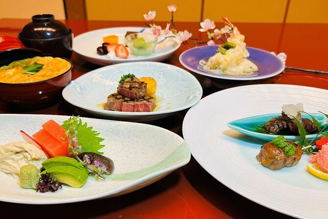 Private Geisha Dinner & Dance in Tokyos Traditional District
