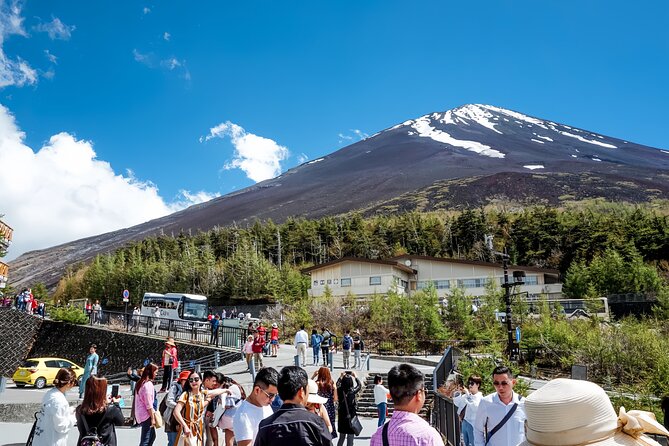 Private Guided Tour To Mount Fuji With Roundtrip Transfer.