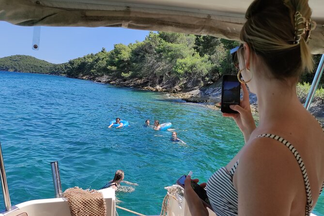 Private Half-Day Boat Tour to Nearby Islands in Zadar With Drinks