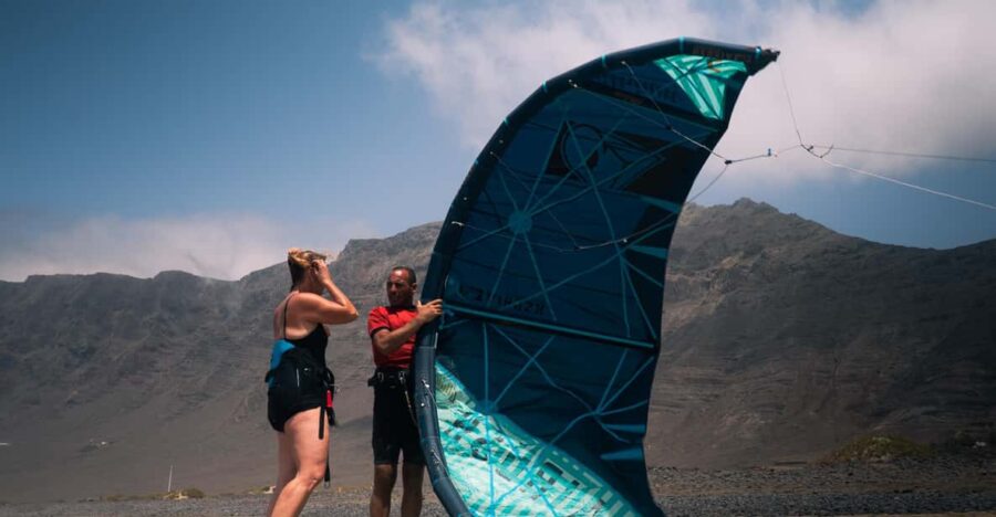 PRIVATE KITESURF LESSONS