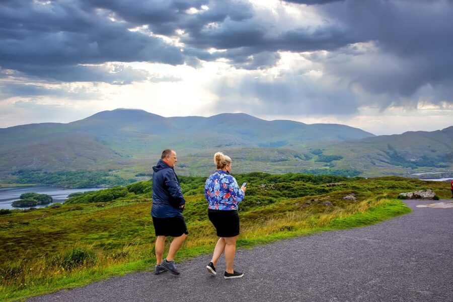 Private Luxury Ring of Kerry and Skelling Ring Day Tour - Tour Overview