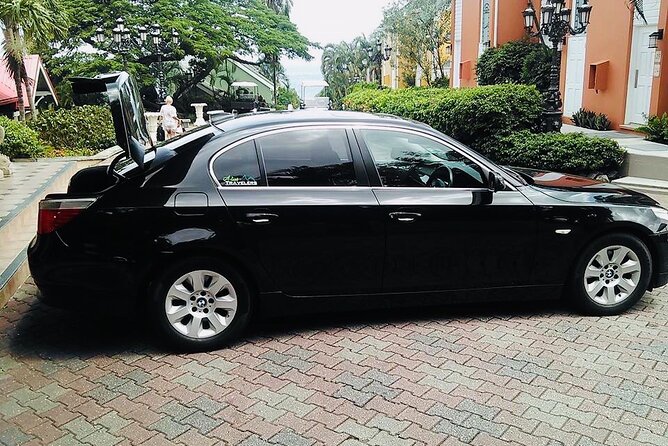 Private Luxury Round-Trip Transfer: Hewanorra International Airport - Transportation Options