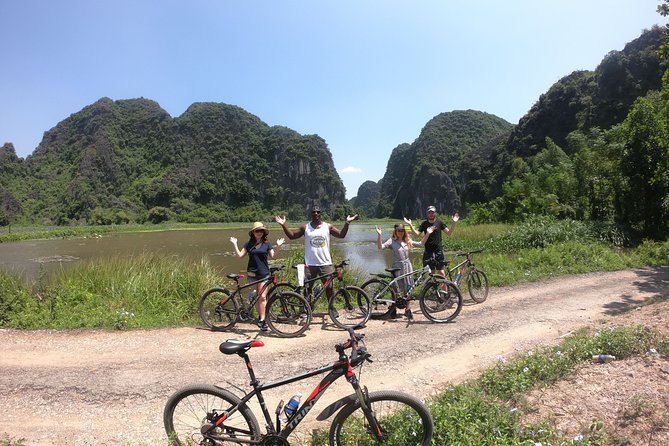 Private Ninh Binh - Mua Cave - Trang An - Bich Dong Full Day Tour