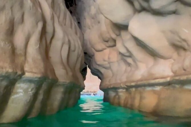 Private Overnight at Wahiba Sand Desert and Wadi Shab Tours