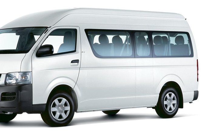 Private & Personalized Car or Van Rental With a Local Tour Guide