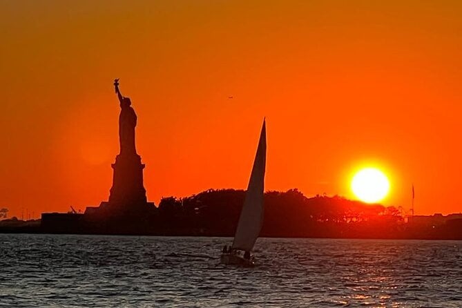 Private Sail Around New York City and The Statue of Liberty - Location and Meeting Point
