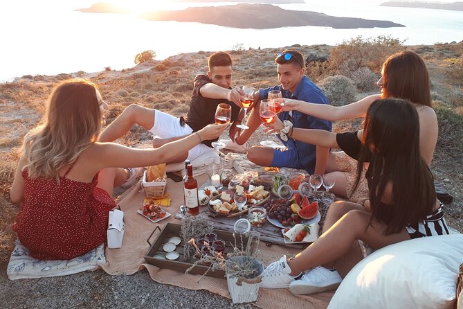 Private Santorini Sunset Picnic Experience