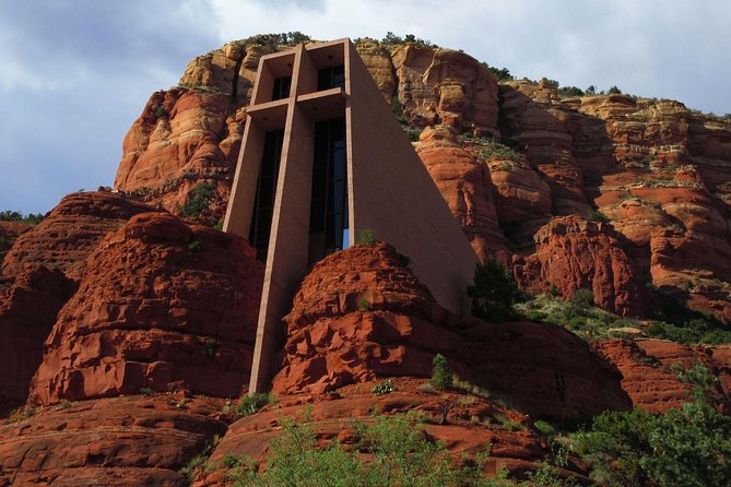 Private Sedona Scenic Full-Day in Luxury Car Tour - Inclusions and Amenities