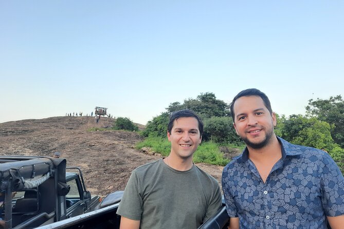 Private Sigiriya Day Tour and Authentic Sri Lankan Lunch Buffet