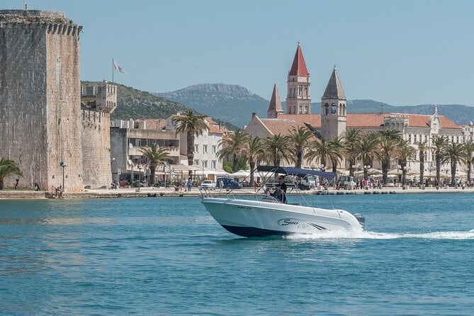 Private Speedboat Custome-Made Tour / From Trogir and Split