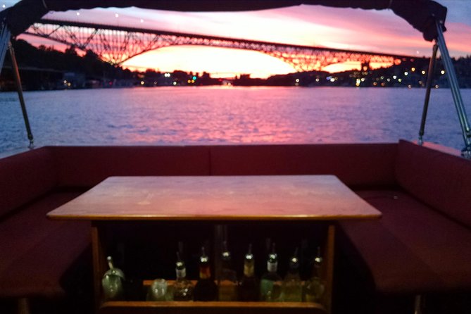 Private Sunset Cruise on Lake Union
