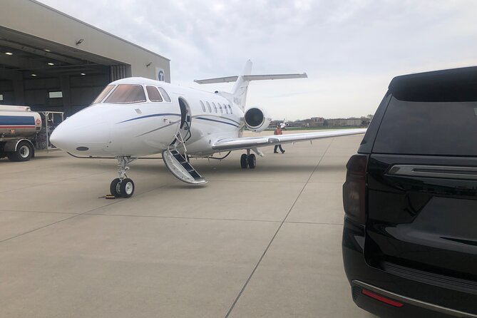 Private SUV Transfer From Chicago Downtown to O`Hare Airport