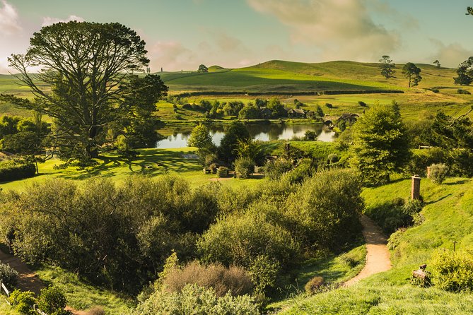 Private The Hobbiton Tour – Auckland Tour House