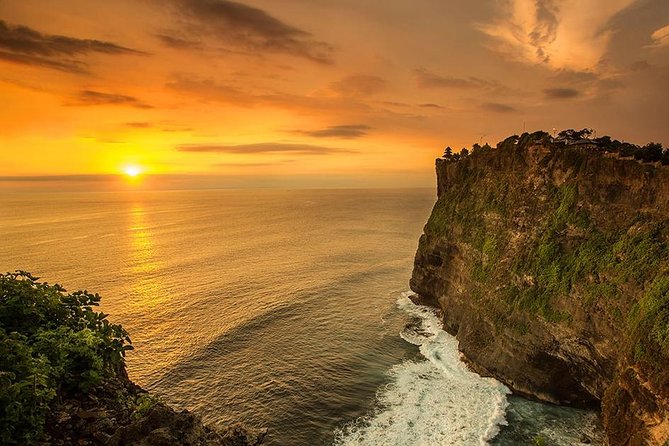 Private Tour Bali Beaches and Uluwatu Temple With Dinner - Tour Description