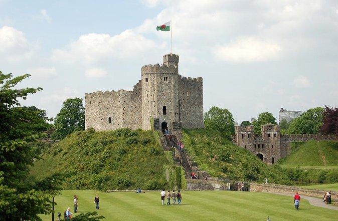 Private Tour: Doctor Who TV Locations and Tour of Cardiff
