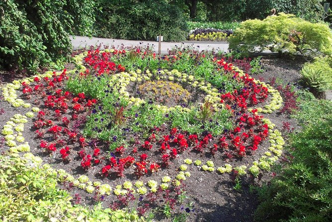 Private Tour: Gardens of Vancouver