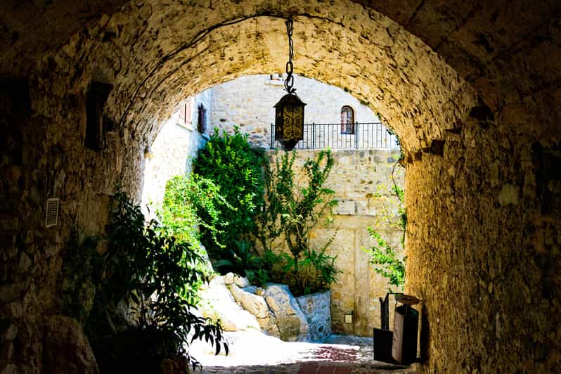 Private Tour Guide to Monaco