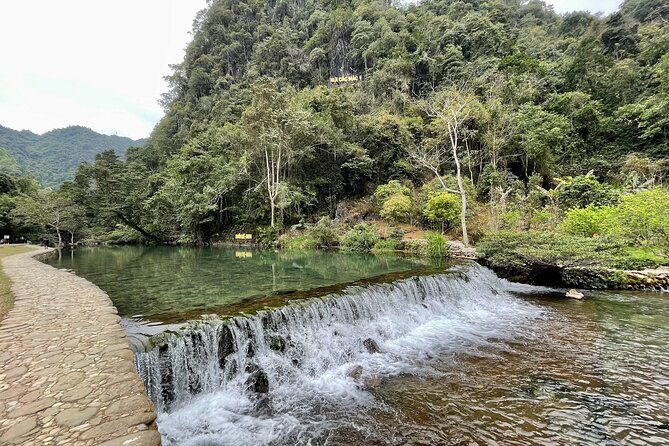 Private Tour in Cao Bang 2 Days Discovery - Tour Overview and Pricing