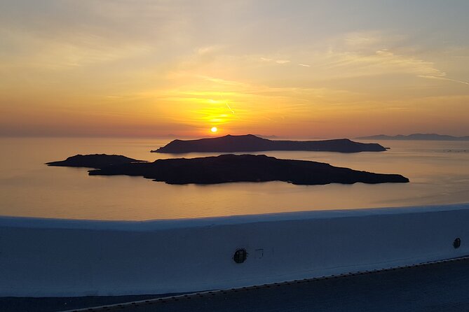Private Transfer From-To Santorini Airport To-From Anywhere in Santorini Island