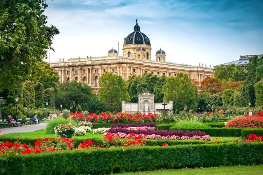 Private Transfer From Vienna to Budapest - Transfer Details