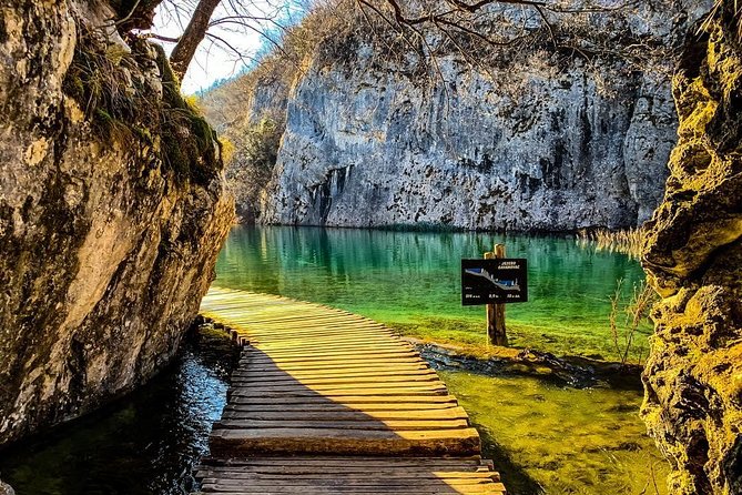 Private Transfer From Zagreb to Split With Plitvice Lakes Guided Tour Included
