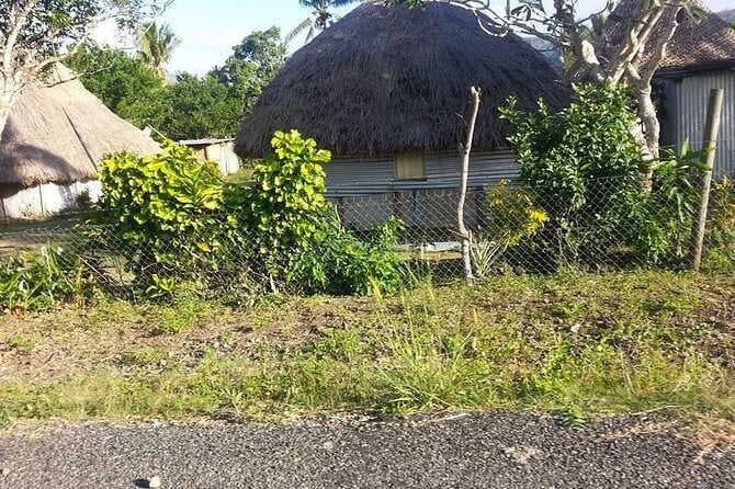 Private Transfer :Nadi Airport to Fiji Beach House