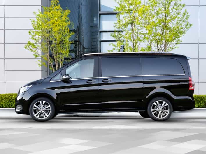 Private Transfer To/from Central Lulea to Lulea Airport