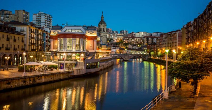 Private Walking Tour of Bilbao 4 Hours