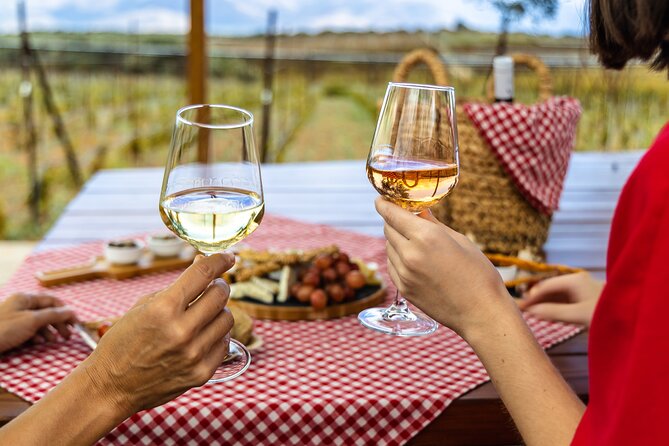 Private Wine Tasting & Lunch @ Lyrarakis Winery - Transfer Inclu