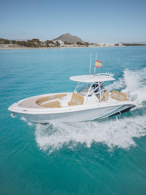 Pronautica 880 Open Sport Boat Rental With Skipper