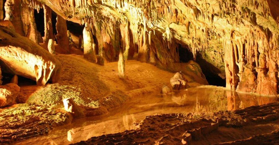 Puerto De San Miguel: Can Marçà Cave Guided Tour With Entry