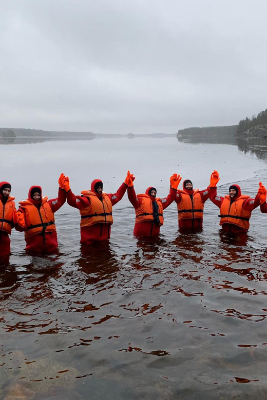Puumala: Private Ice-Floating Experience at Lake Saimaa