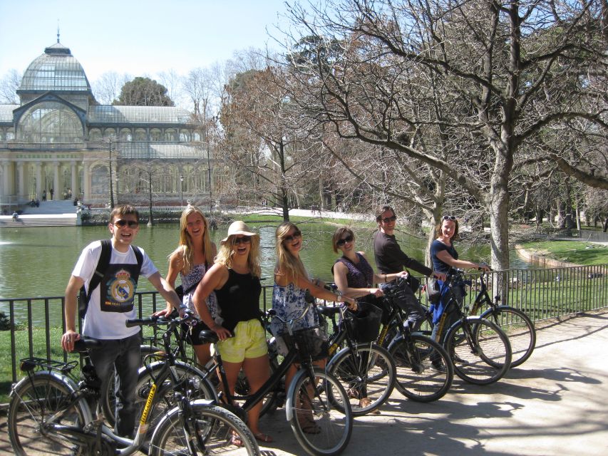 Rent a Bike in Madrid -Free Phone Holder and Selfguided Tour