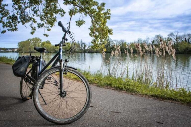 Rent a Bike in Paris