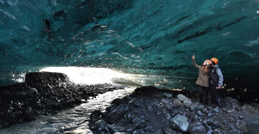 Reykjavik: 3-day South Coast and Golden Circle Experience