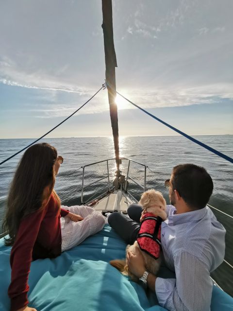 Romantic Tour on a Luxury Sailboat With Vintage Transfer 4H - Tour Overview