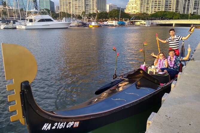 Romantic Waikiki Gondola Luxury Cruise & Hop on Hop off Bus - Overview