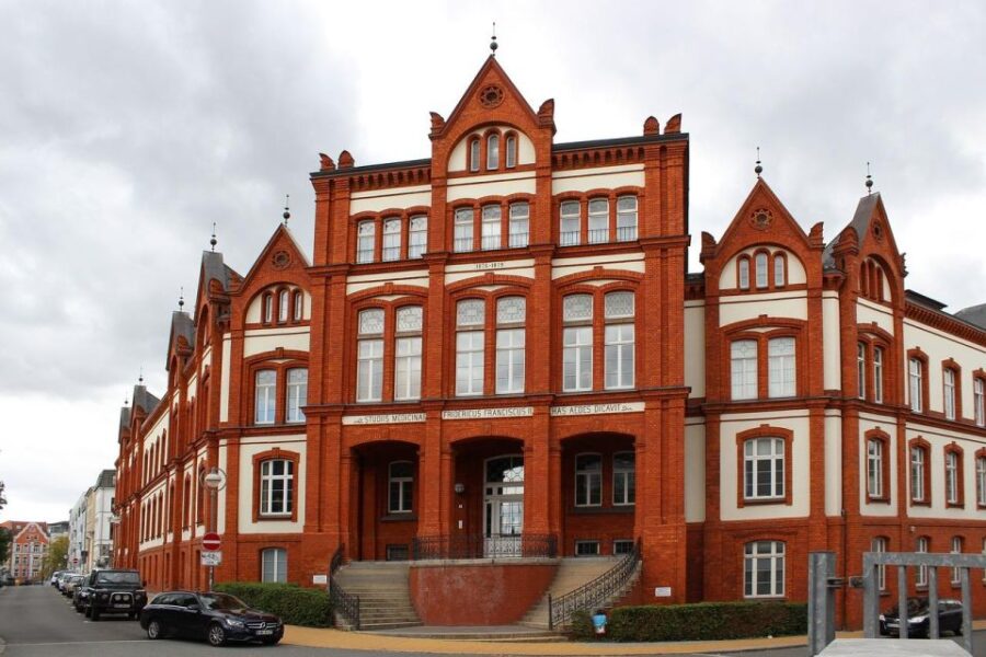 Rostock: Private Guided Walking Tour