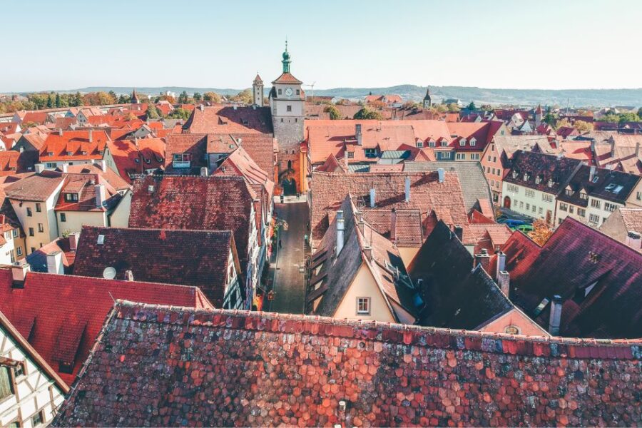 Rothenburg: Highlights Self-Guided Scavenger Hunt & Tour