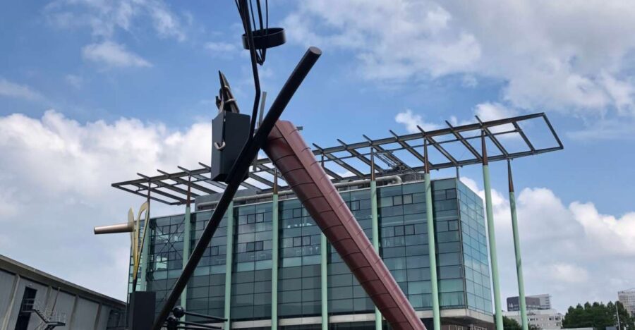 Rotterdam: Art and Architecture Highlights Walking Tour