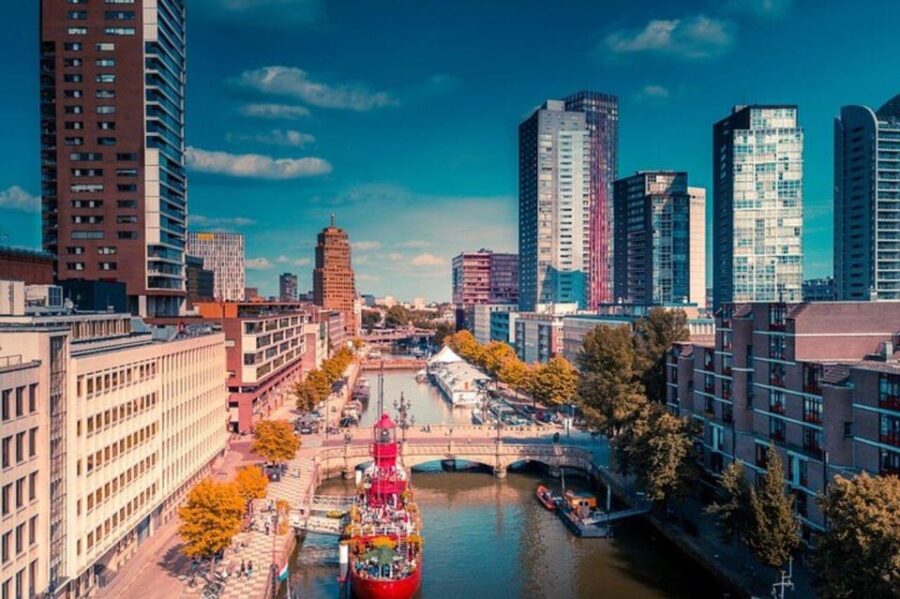 Rotterdam: Must-See Attractions Guided Walking Tour