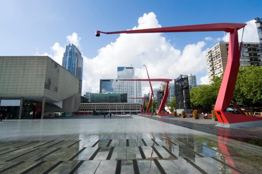 Rotterdam’s Architectural Marvels: Guided Walking Tour