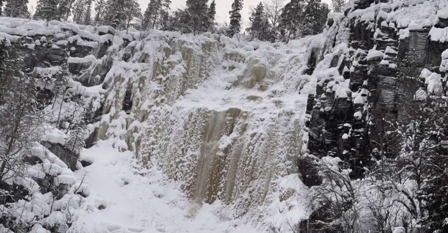 Rovaniemi: Korouoma Canyon Frozen Waterfalls Guided Hike - Breathtaking Winter Landscapes