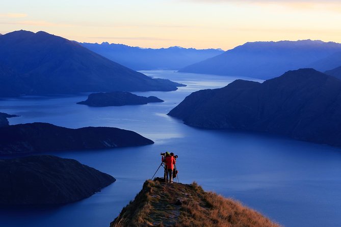 Roys Peak Sunrise Explorer Photo Safari: Heli + 4WD