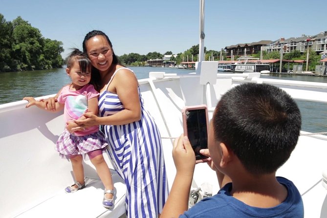 Sacramento Historic River Cruise - Inclusions and Exclusions