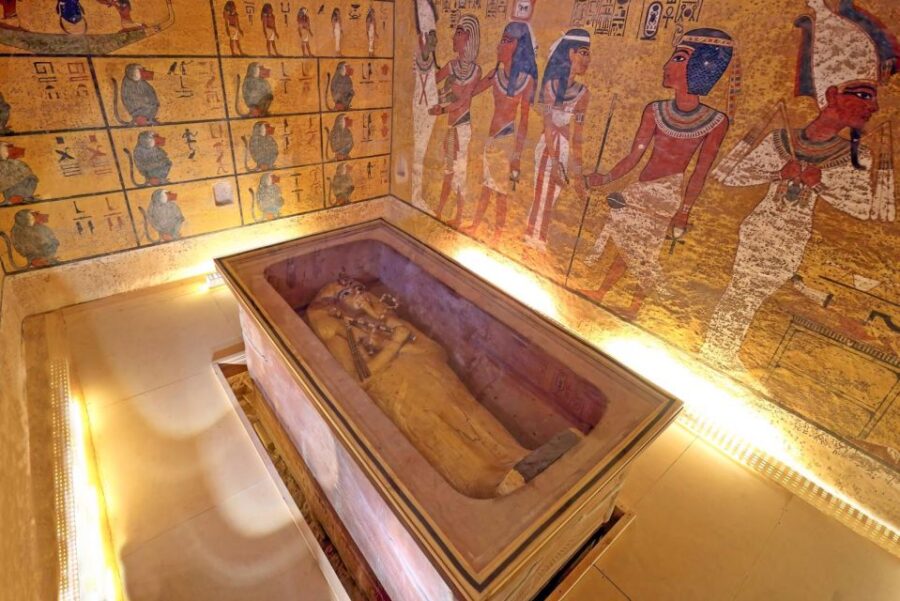 Safaga: Luxor Highlights, King Tut Tomb & Nile Boat Trip